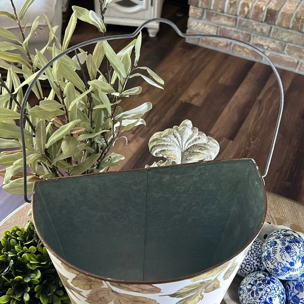 NEW! Vintage Inspired Fall Harvest Pumpkin Mushroom Autumn Leaf Metal Wall Vase